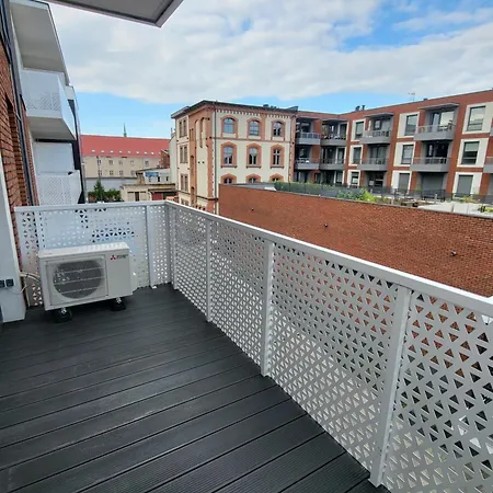 Apartament W Centrum Luksusowy, Full Opcja, Zameldowanie 24H, Duzy Parking, Balkon, Playstation 5, Ekspres, Netflix, Winda, Fv, Nowy Budynek Starogard Gdanski Exterior photo