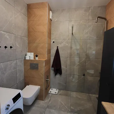 Apartament W Centrum Luksusowy, Full Opcja, Zameldowanie 24H, Duzy Parking, Balkon, Playstation 5, Ekspres, Netflix, Winda, Fv, Nowy Budynek Starogard Gdanski Exterior photo