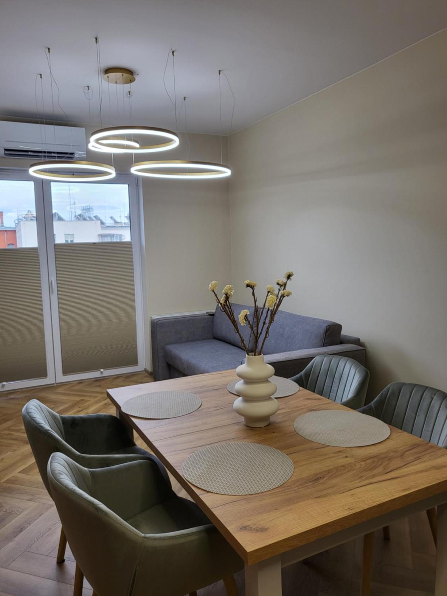 Apartment W Centrum Luksusowy, Full Opcja, Zameldowanie 24h, Duzy Parking, Balkon, Playstation 5, Ekspres, Netflix, Winda, Fv, Nowy Budynek Starogard Gdanski
